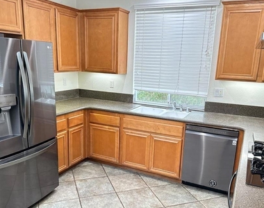 6967 Tradewinds Dr - Photo Thumbnail 6