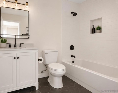 2425 Cranston - Photo Thumbnail 12