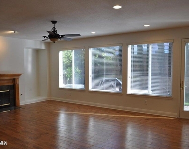 1596 Blue Canyon Street - Photo Thumbnail 9