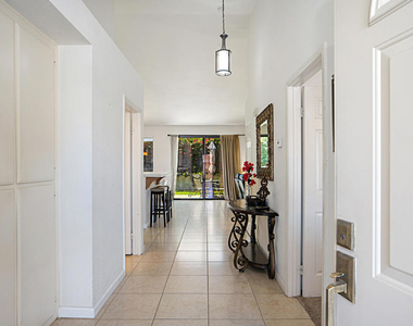 76915 Scimitar Way - Photo Thumbnail 2
