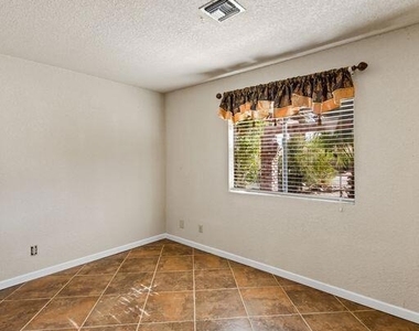 52125 Avenida Cortez - Photo Thumbnail 13