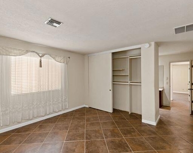 52125 Avenida Cortez - Photo Thumbnail 12
