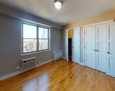 80 North Moore Street - Photo Thumbnail 1
