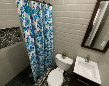 1100 Jefferson Avenue - Photo Thumbnail 6