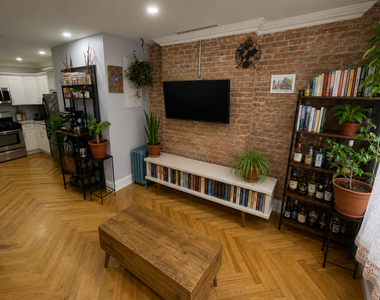 1100 Jefferson Avenue - Photo Thumbnail 1
