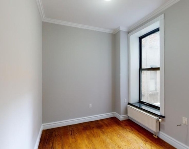 East 13th Street - Photo Thumbnail 2