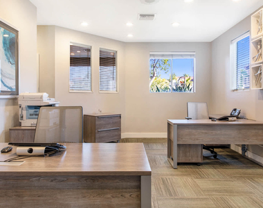 1005 N. Center Avenue - Photo Thumbnail 15
