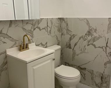 16420 Highland Avenue - Photo Thumbnail 8