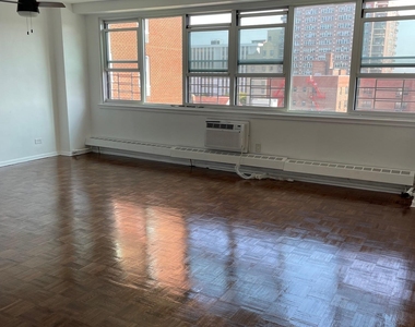 16420 Highland Avenue - Photo Thumbnail 3