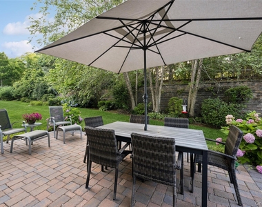 228 Sonata Court - Photo Thumbnail 19
