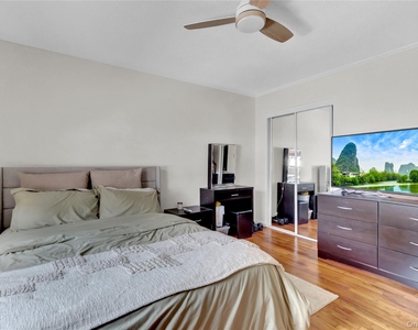 65 W Broadway - Photo Thumbnail 11