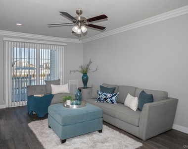 10 Mainsail Drive - Photo Thumbnail 4