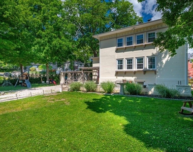 116 Soundview Avenue - Photo Thumbnail 6