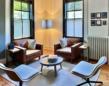 6378 Mill Street - Photo Thumbnail 12