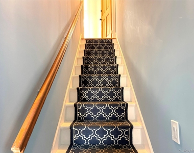 270 Gainsborg Avenue E - Photo Thumbnail 1