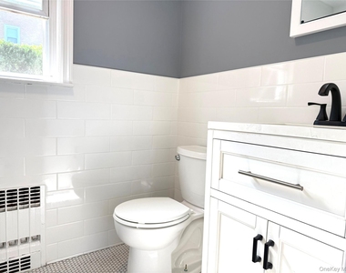 270 Gainsborg Avenue E - Photo Thumbnail 7
