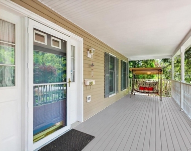 921 Shore Acres Drive - Photo Thumbnail 1