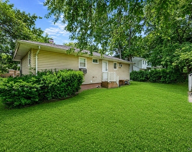 71 Pinewood Drive - Photo Thumbnail 2