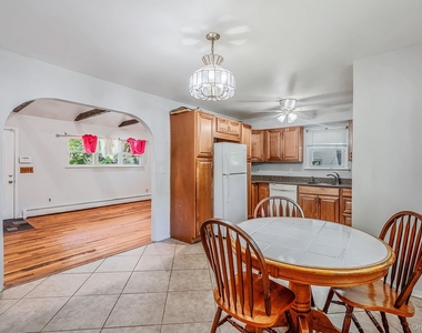 71 Pinewood Drive - Photo Thumbnail 6