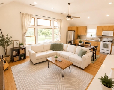 649 W Park Avenue - Photo Thumbnail 1