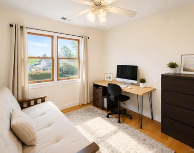 649 W Park Avenue - Photo Thumbnail 7
