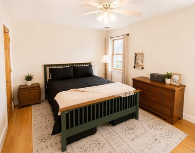 649 W Park Avenue - Photo Thumbnail 5