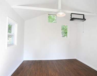 14 S Cedar Street - Photo Thumbnail 20
