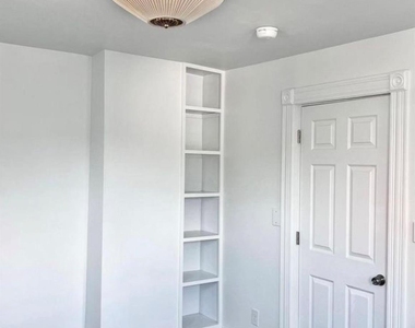 14 S Cedar Street - Photo Thumbnail 13