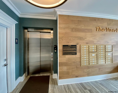 77 Van Dam Street - Photo Thumbnail 28
