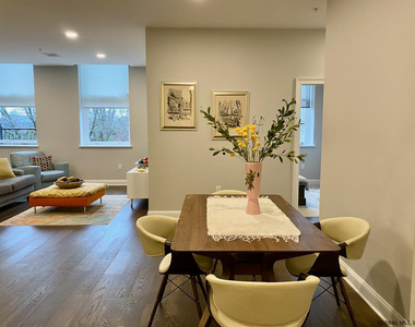 77 Van Dam Street - Photo Thumbnail 15
