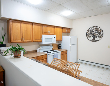 2209 15th Street - Photo Thumbnail 2