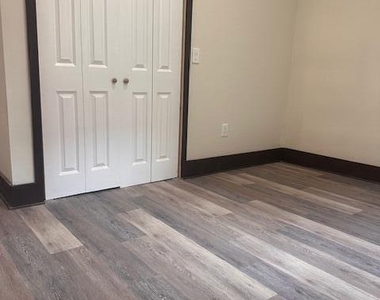 238 8th Street - Photo Thumbnail 5