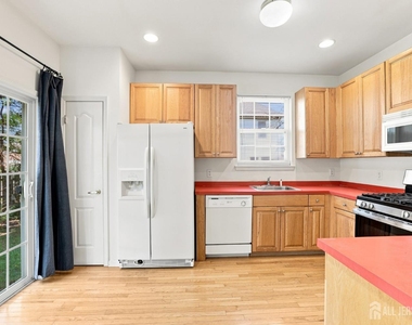 315 Birch Court - Photo Thumbnail 9
