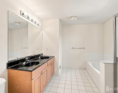 315 Birch Court - Photo Thumbnail 18