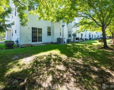 315 Birch Court - Photo Thumbnail 3