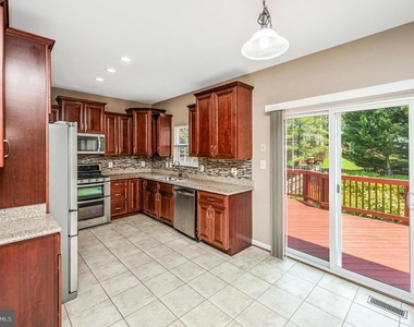11 Ashley Court - Photo Thumbnail 8