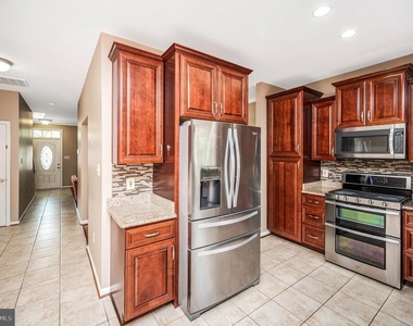 11 Ashley Court - Photo Thumbnail 10