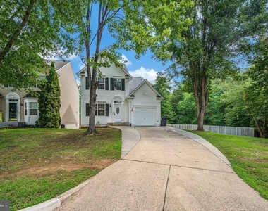 11 Ashley Court - Photo Thumbnail 1