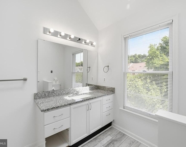 46733 Woodmint Terrace - Photo Thumbnail 22