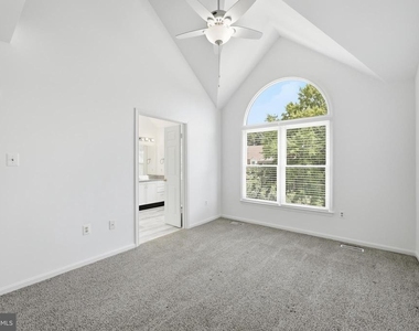 46733 Woodmint Terrace - Photo Thumbnail 21
