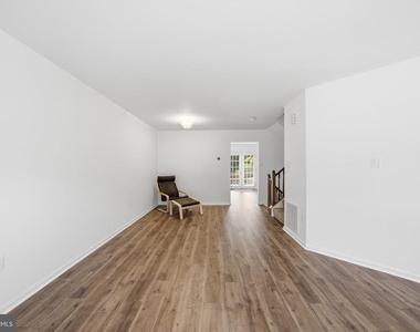 46733 Woodmint Terrace - Photo Thumbnail 4