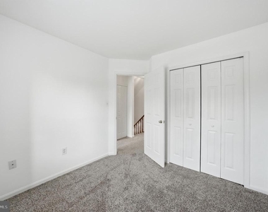 46733 Woodmint Terrace - Photo Thumbnail 14