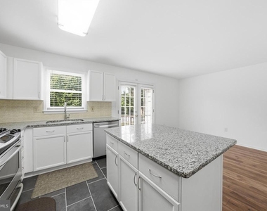46733 Woodmint Terrace - Photo Thumbnail 10