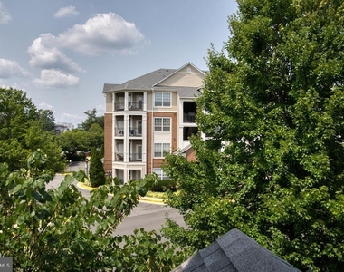 12901 Centre Park Circle - Photo Thumbnail 19