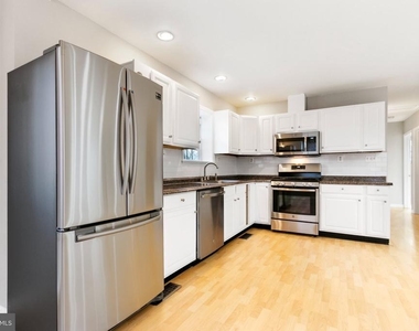 6341 Dogwood Place - Photo Thumbnail 13