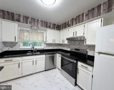 14934 Lady Madonna Court - Photo Thumbnail 10