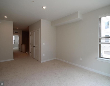 2474 Connector Alley - Photo Thumbnail 23