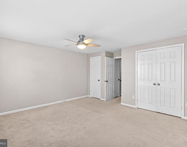 2110 Whisperwood Glen Lane - Photo Thumbnail 15