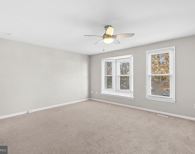 2110 Whisperwood Glen Lane - Photo Thumbnail 14