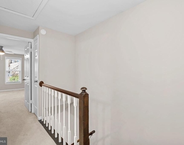 2110 Whisperwood Glen Lane - Photo Thumbnail 12